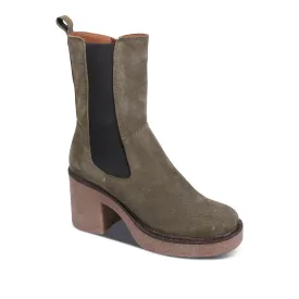 Hartful Heeled Chelsea Boot