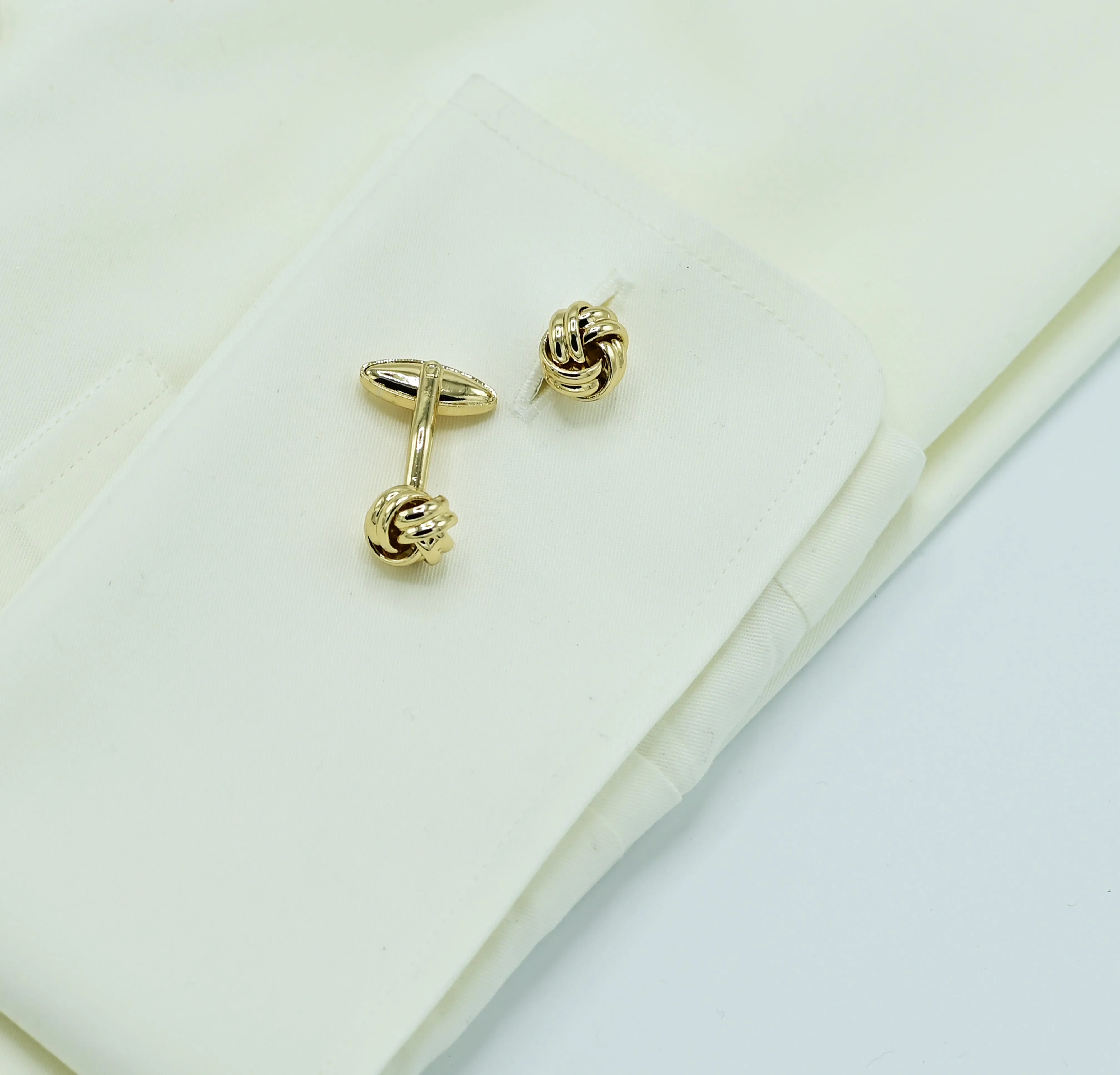 Mini Weave Knot - Golden Cufflinks