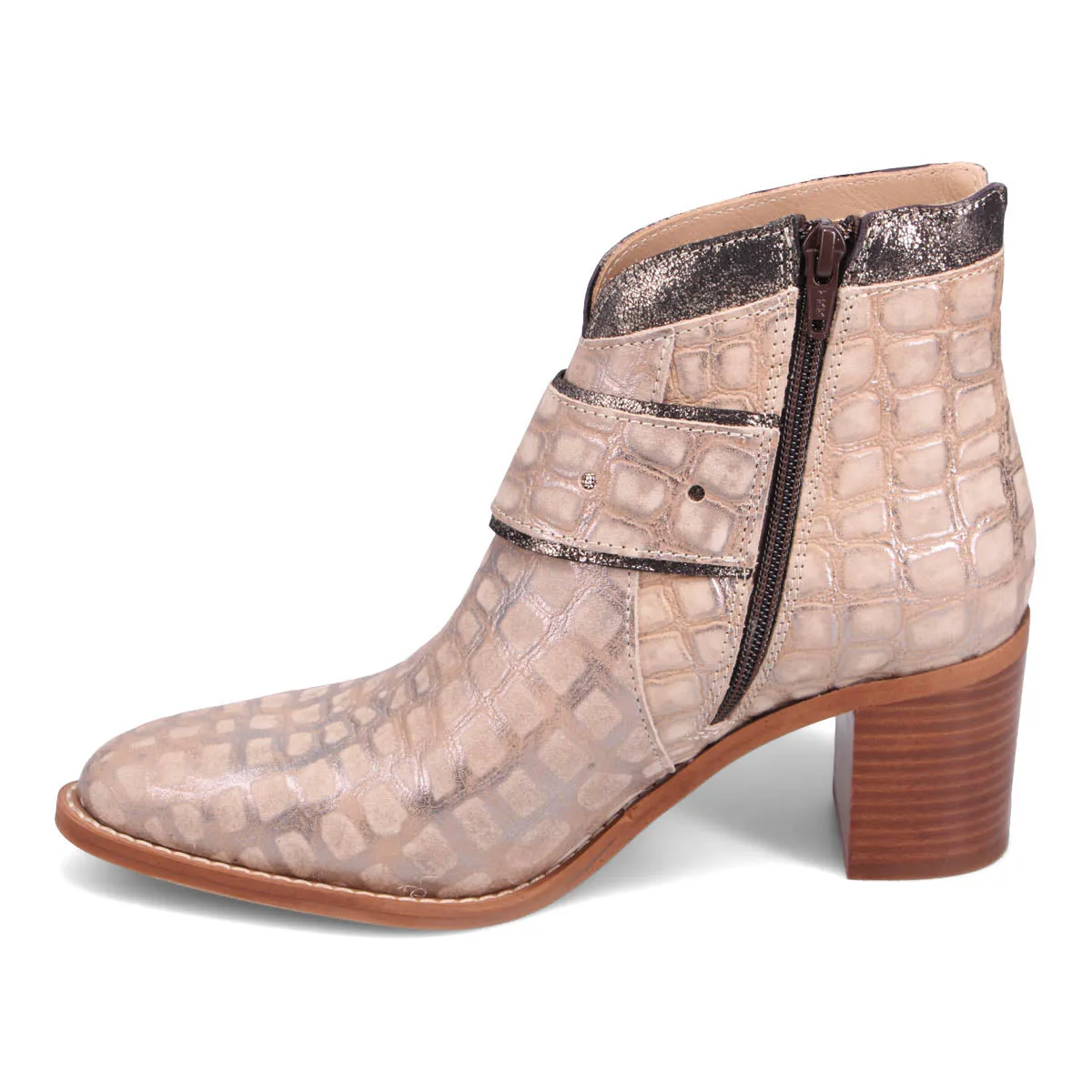 Terra Heeled Boot