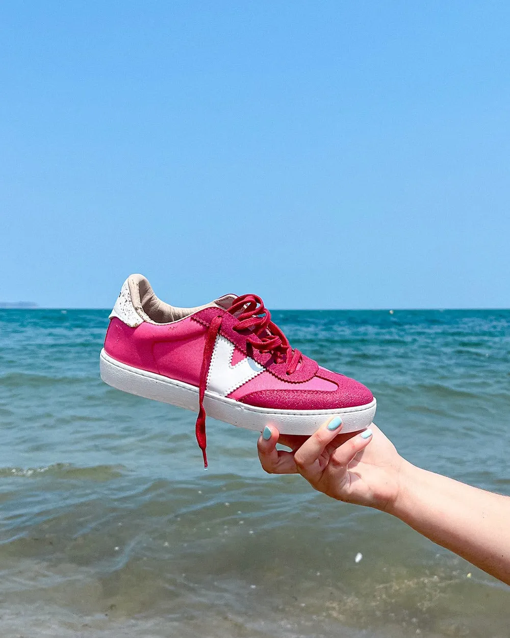 Victoria 1126193 Berlin Split Leather & Nylon Fucsia Sneaker