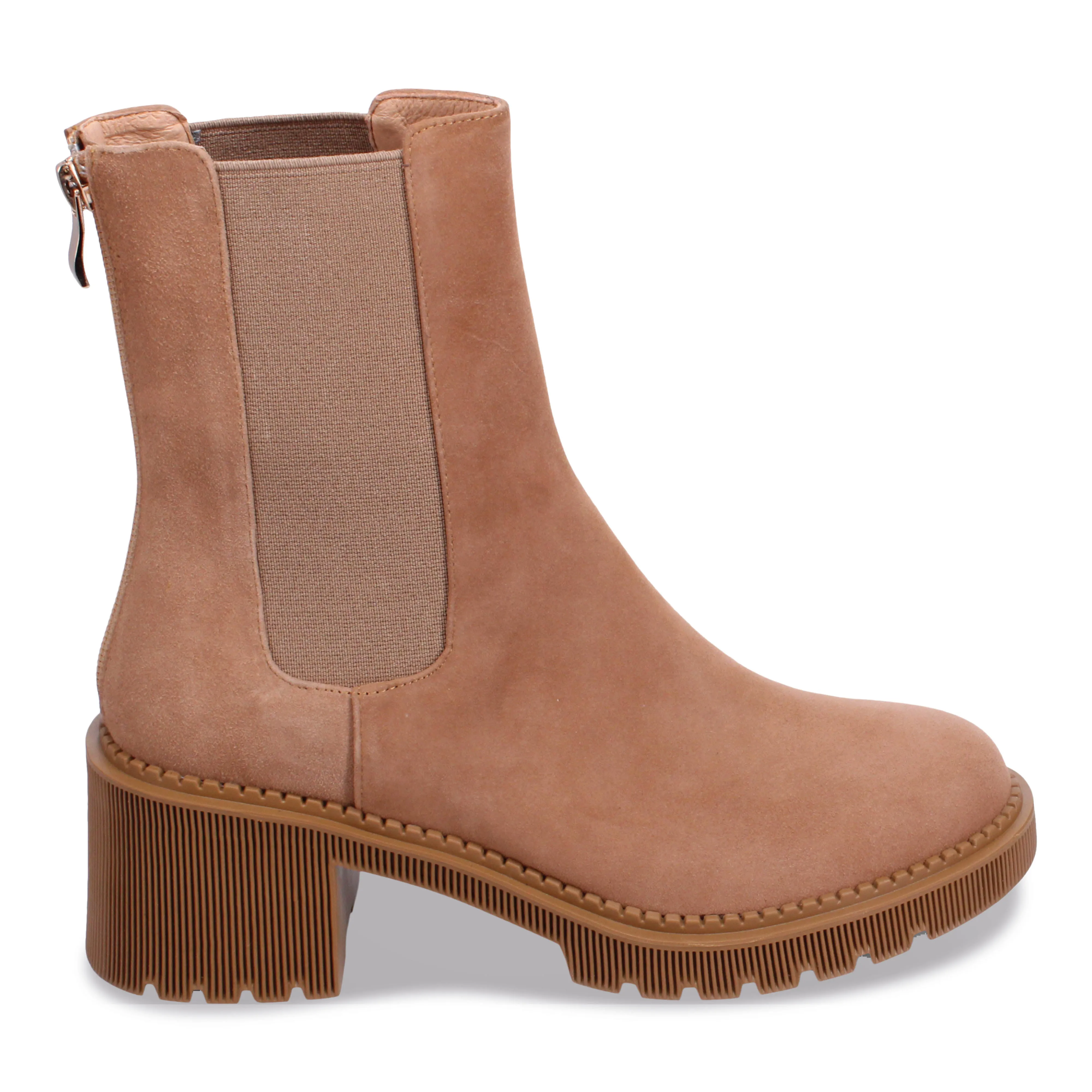 Zozo Heeled Chelsea Boot